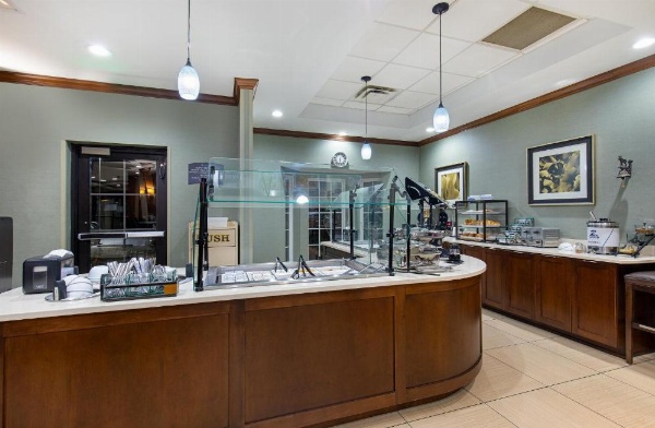 Staybridge Suites-Knoxville Oak Ridge image 10